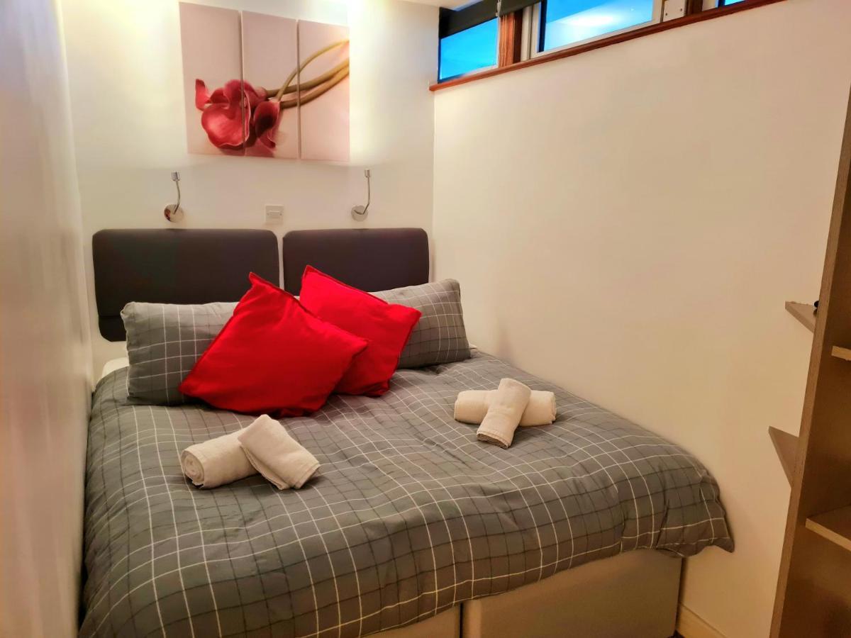 1 Bedroom Newton Apartment L Free Parking L Wigan Royal Infirmary L Haigh Hall L Central Location Kültér fotó